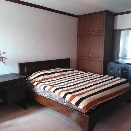 View Talay Condo #1 = Jomtien Call Me +66-8-68409-206 パッタヤー エクステリア 写真